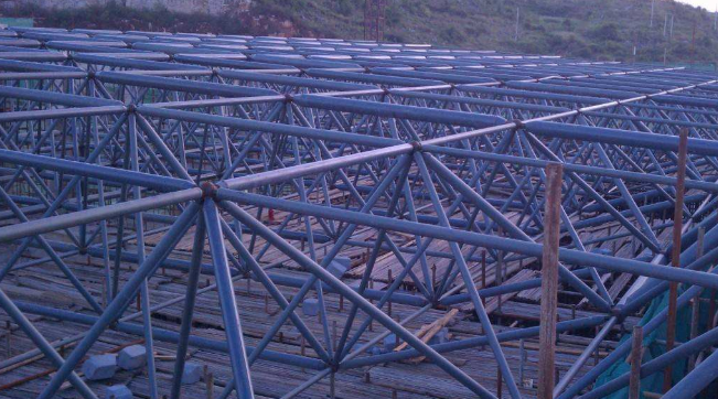 石景山概述网架加工中对钢材的质量的过细恳求